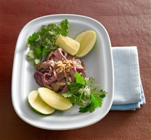 Guarnicion de noodles con verduras. Receta disponible.