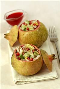Granadas con ensalada. Receta disponible TR.