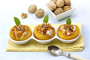 Melocotones con queso. Receta disponible.