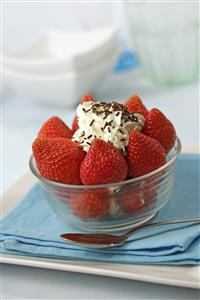 Fresas al zumo de limón. Receta disponible.