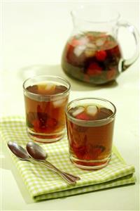 Té frío de frutas rojas. Receta disponible.