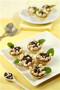 Margaritas de almendras. Receta disponible.