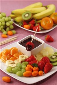 Fondue de chocolate con frutas. Receta disponible TR
