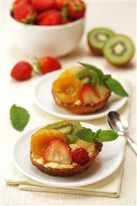 Tartaleta de crema y frutas. Receta disponible TR