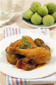 Pollo con higos. Receta disponible.