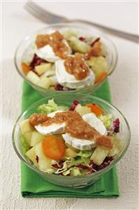 Ensalada con melon y queso al membrillo. Receta disponible. Paso a paso disponible.