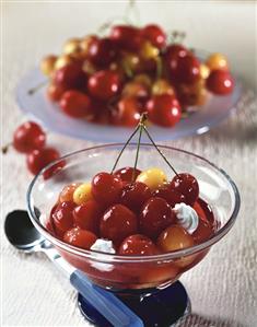 Cherry compote with white wine and maraschino liqueur