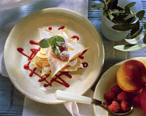 Lasagne with nectarine yoghurt mousse and raspberries (1)