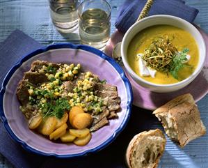 Tellerfleisch with courgette dressing, courgette cream soup (2)