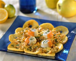 Scallop surimi on stewed apple slices
