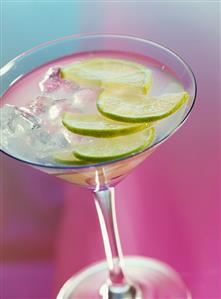 Caipirinha with slices of lime