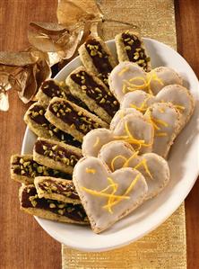 Pistachio sticks, lemon hearts