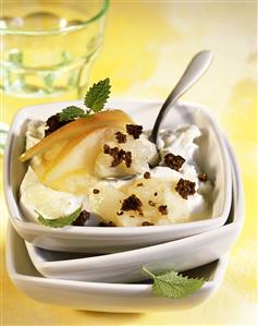 Quark dessert with pear puree