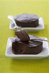 Two moelleux au chocolat