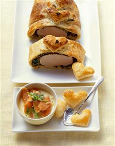 Pork fillet with herbs in puff pastry, with creamy carrots