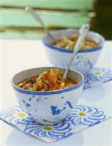 Pappa al pomodoro ai gamberi (Tomato & bread soup with prawns)