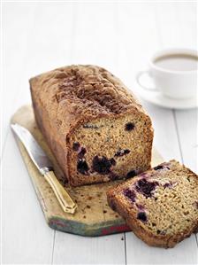 Wholemeal apple, blackcurrant and cinnamon loaf
