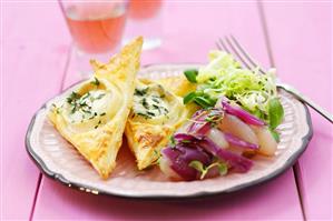 Goat's cheese puff pastry tarts with pear chutney