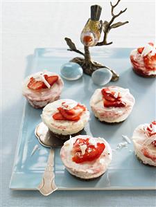 Chocolate and strawberry parfait cakes