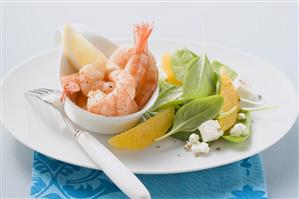 Greek shrimp and spinach salad
