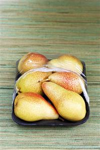 Williams pears in packaging