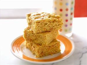 Pumpkin Blondies with Milk