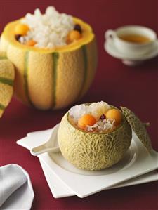 Cantaloupe with Melon Balls and White Fungus
