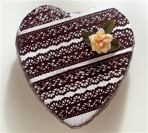 Corazon de chocolate y marron glace. Receta disponible.